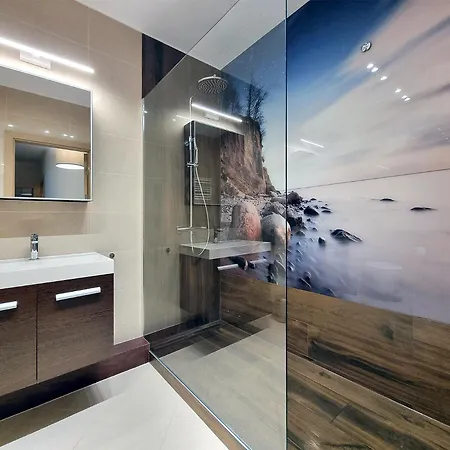 Classy - - Piastowska By The Sea غدانسك