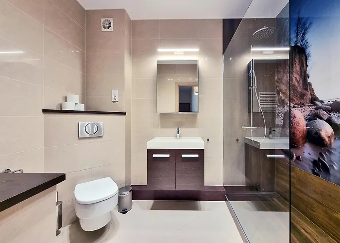 Classy - - Piastowska By The Sea *